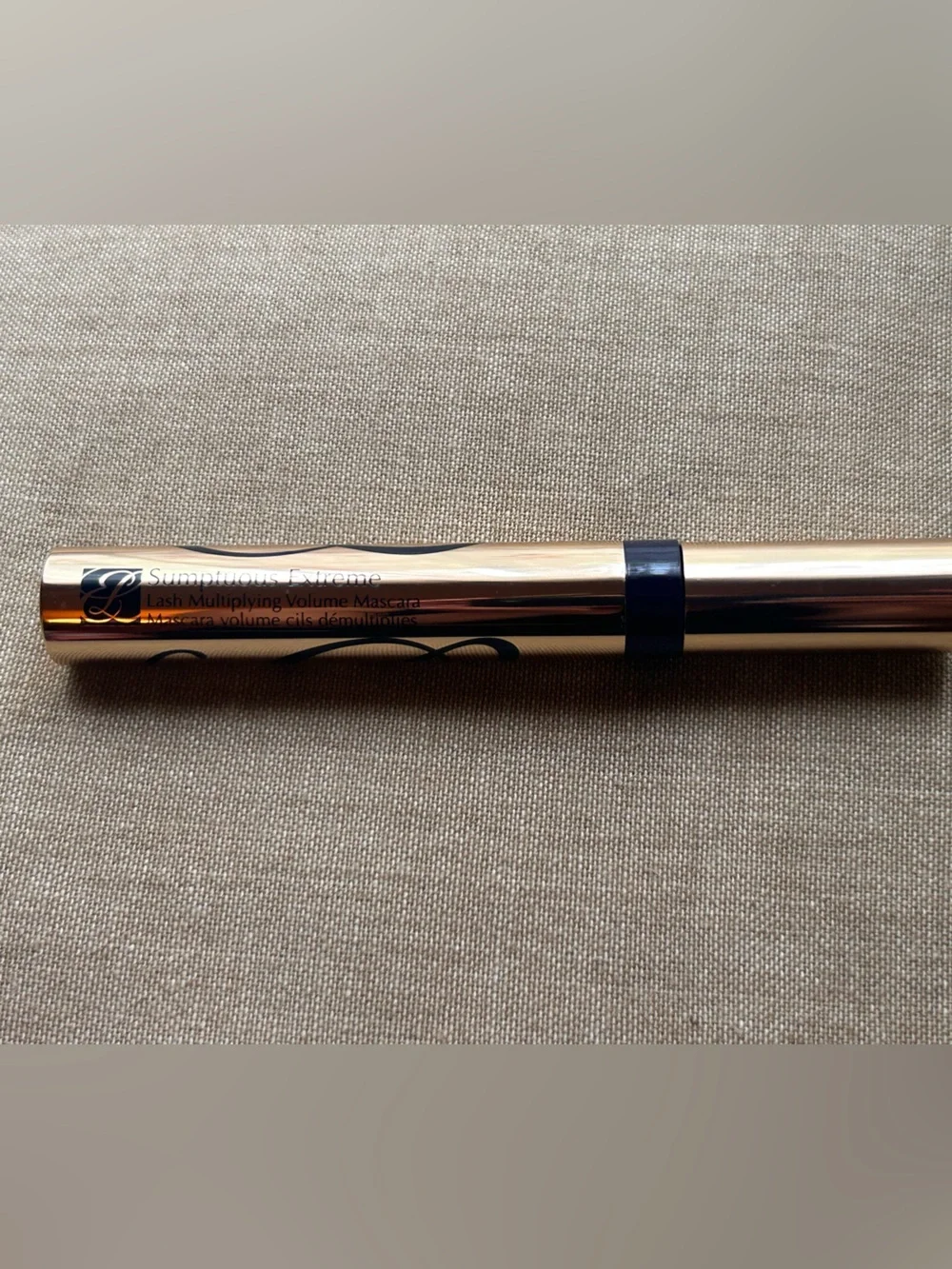 Estee Lauder Sumptuous Extreme Mascara #1